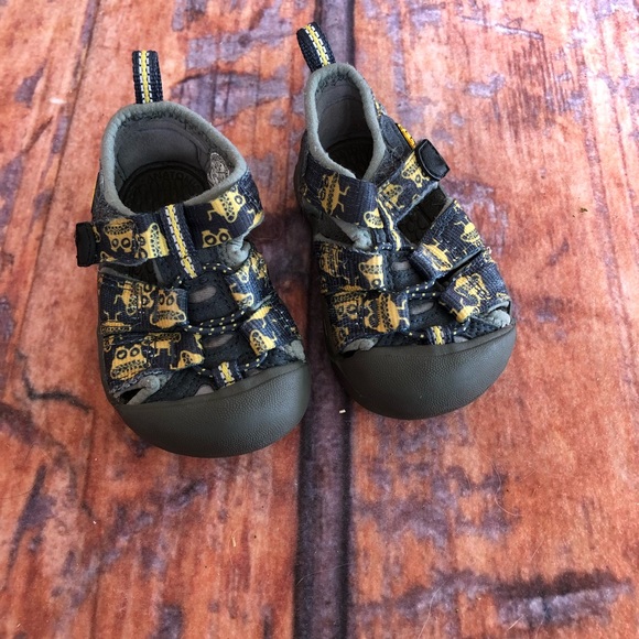 keen baby sandals